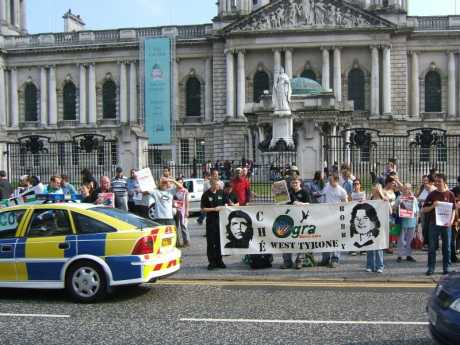 RUC/PSNI Make presence at protest!