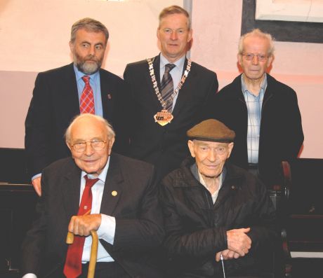 Spanish Civil War Veterans Jack Jones (left) and Bob Doyle remember a comrade. Also in pic Jack O'Connor (SIPTU), Mayor of Co. Kilkenny and Paddy Murphy, Organising Cttee