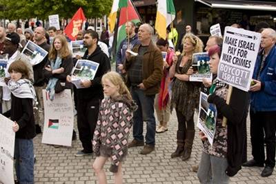 Just some of the crowd