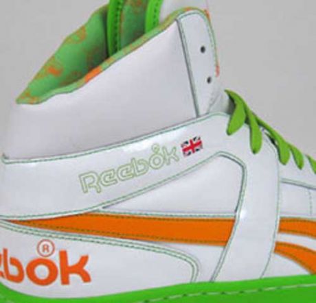 detail of shoe