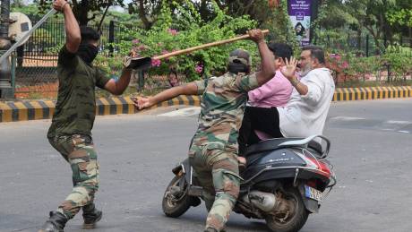 police_enforcing_lockdown_in_india_to_protect_them.jpg