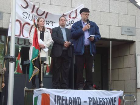 Marie Crawley (IPSC), Aengus O Snodaigh TD & Jeremy Corbyn MP