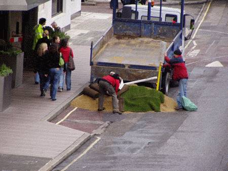 sand drop outside shell centre